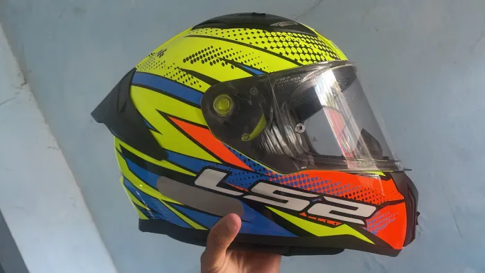 Capacete LS2
