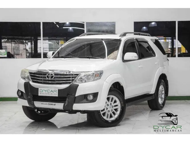 Toyota Hilux SW4 2.7 16V 2015