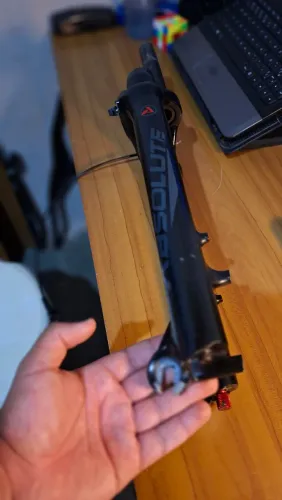 Suspensão Absolute prime SL Ar E Óleo (LEIA A DESCRIÇÃO)