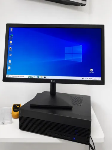 Desktop slim