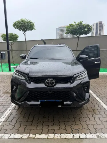 Toyota Hilux SW4 Diamond 2.8 TB 4X4 Die. Aut. 2024