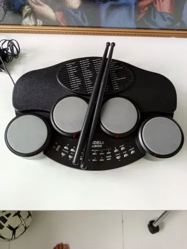 Bateria eletrônica 