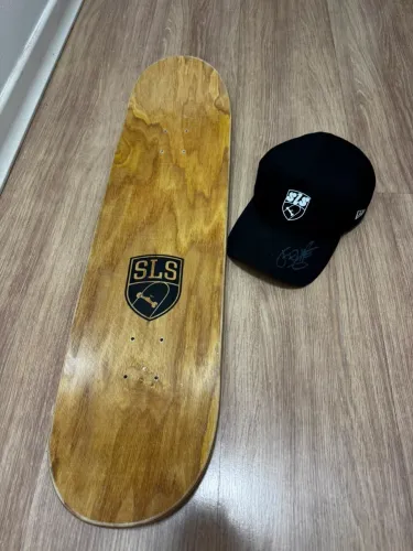 Shape SLS 2026 autografado pelo Felipe Gustavo