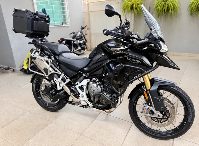 Triumph Tiger 1200 Rally Black Edition 2025
