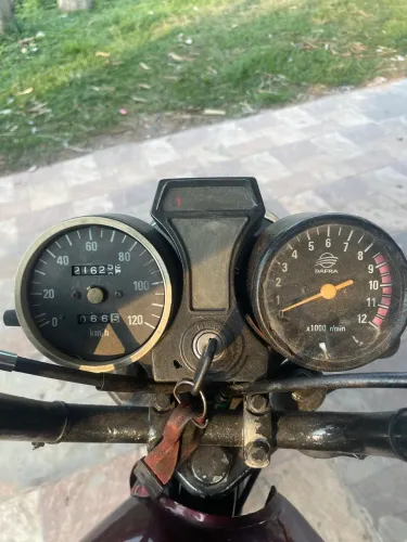 Moto 100cc com Partida Elétrica e Embreagem na Mão - Ótimo Estado