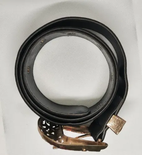 Cinto Feminino Preto - Fivela Dourada