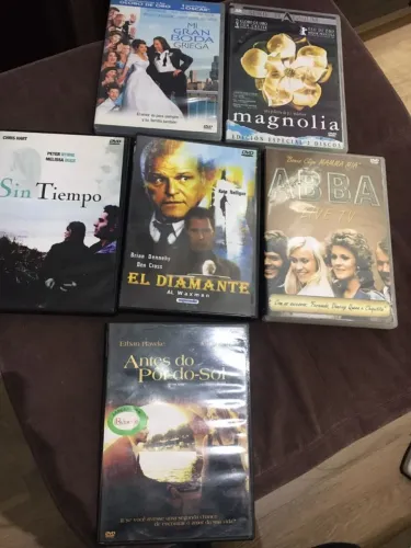 DvDs ORIGINAIS VÁRIOS EM espanhol 1 Abba e 1 brasileiro 