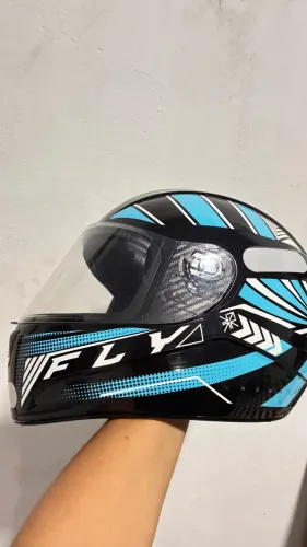 Capacete Fly unissex