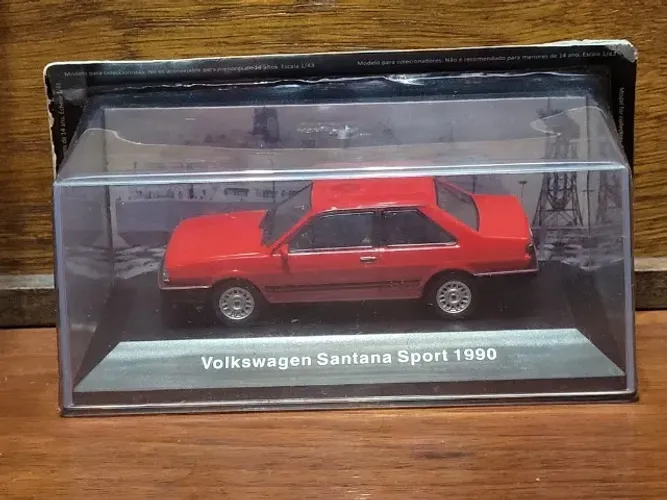 Volkswagen Santana Sport 1990 - Coleção VW Collection - Carrinho Miniatura 1/43
