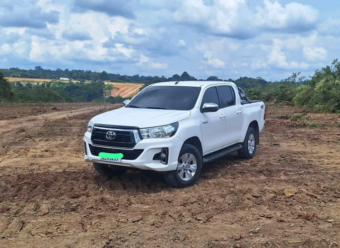 Toyota Hilux CD SR 4X4 2.8 TDI Diesel Aut. 2020