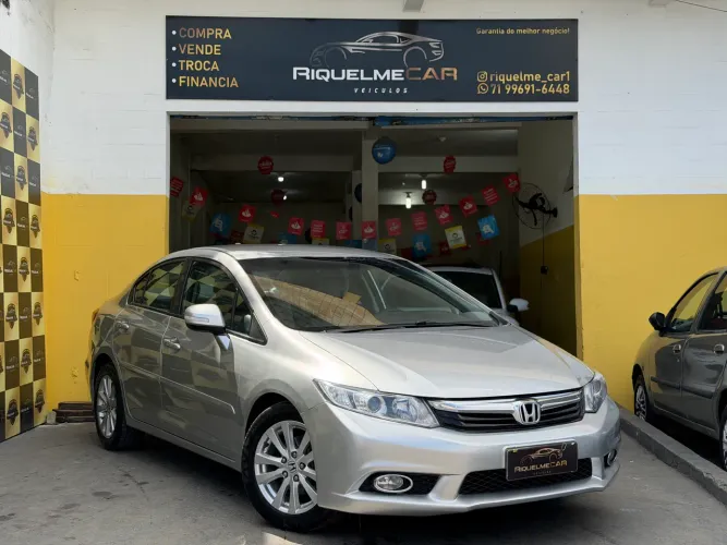 Honda Civic Sedan LXR 2.0 Flexone 16V Aut. 4P 2014
