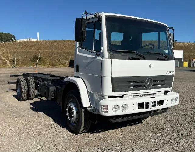 Mercedes Benz - Atron 1719 - 4x2 - Toco - Ótimo estado