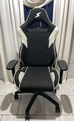 cadeira gamer branca/preta (semi nova)