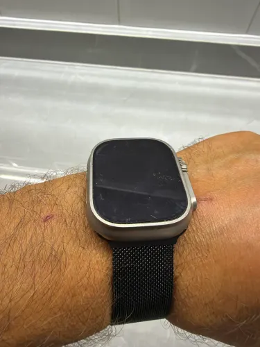 Apple Watch Ultra 2 49mm Titânio GPS + Celular - 2ª Geração - Excelente