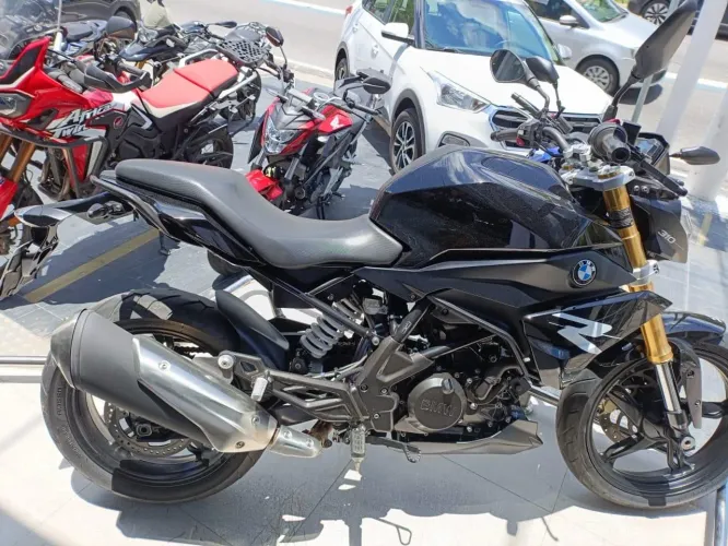 BMW 310R 2022