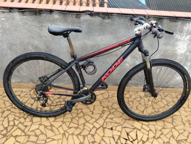 Bicicleta Kode Aro 29 Câmbios e freios Shimano 