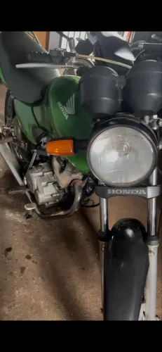 Titan 125 tudo em dias, bateu pegou