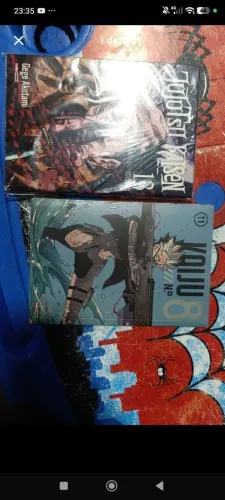 Vendo mangás novos jujutsu e kaiju n 8