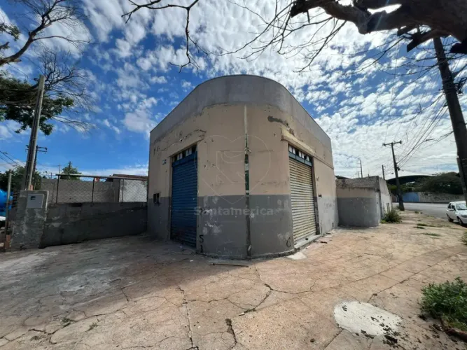 Barracão para alugar no Centro de Londrina com 45m² e 1 garagem