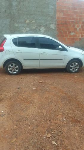 Imagem de Fiat Palio Attractive 1.0 EVO Fire Flex 8V 5P 2013