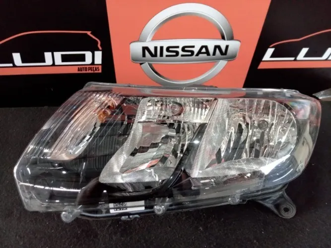Farol de Renault sandero steepway 2015 a 2018 original lado esquerdo