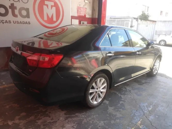 sucata toyota camry 2013 / 2014
