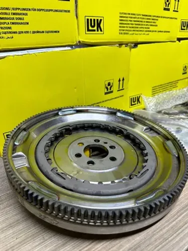 Volante do Motor 1.4 Novo original, Audi A1, A3 e Golf Mk7 1.4 