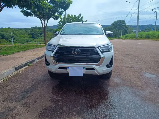Hilux srx amo 22/23 com 56 mil km 