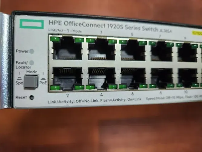 Switch Hpe 1920s-24g-2sfp-poe+ 370w Jl385a