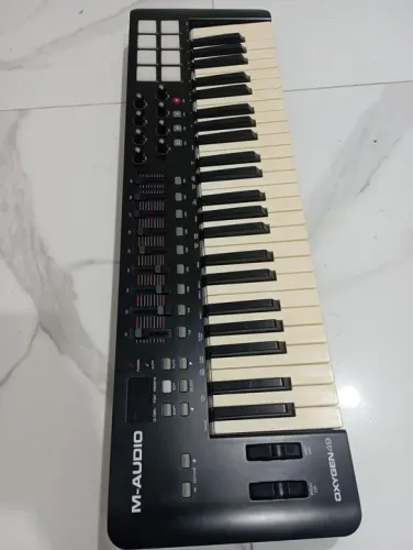 Teclado M-Audio Oxygen 49