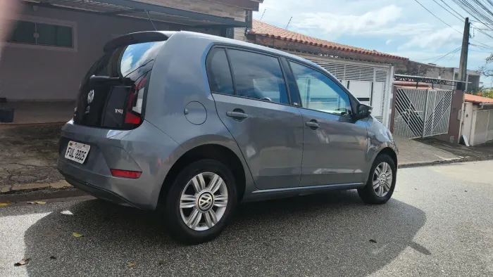 Volkswagen Up! Move 1.0 TSI Total Flex 12V 5P 2018