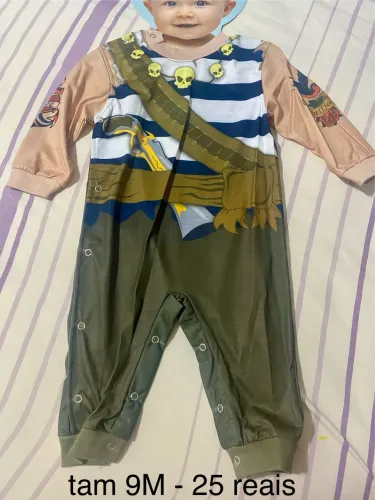 Fantasias diversas para bebê, menino