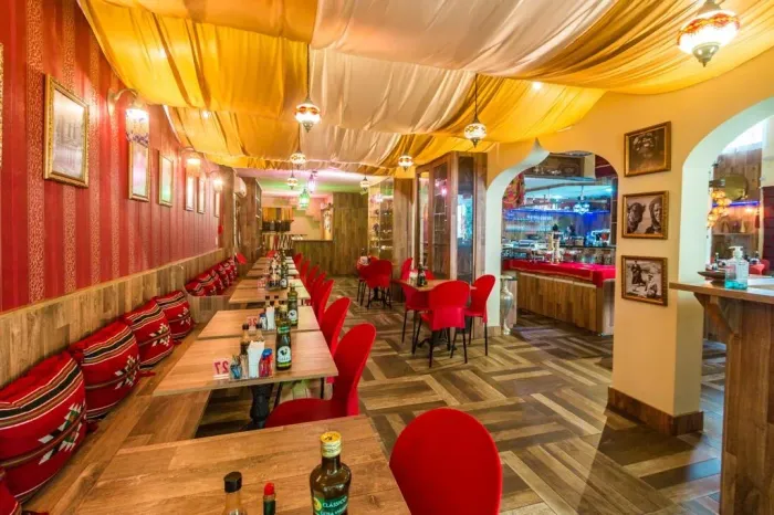 Auxiliar de produçao (de alimentos)