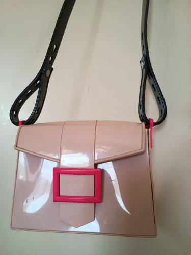 Bolsa Larissa Manoela