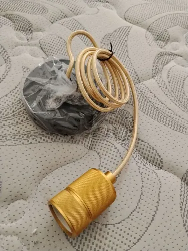 Luminária pendente dourado acompanha lâmpada 