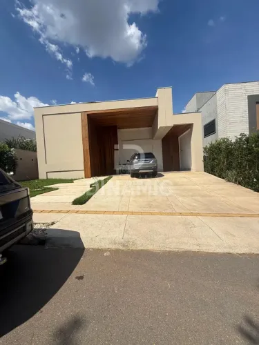 Casa Térrea para Locação no Condomínio Portal do Sol Garden - Goiânia.