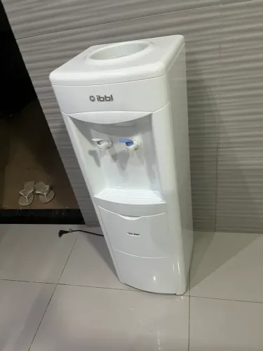 Vendo bebedor  de galão 