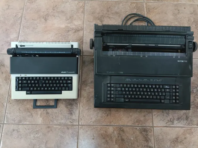 Duas Máquinas de escrever: Olivetti ET Personal 50 e Tempo 112