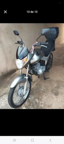Vendo titan 2010 moto toda revisada