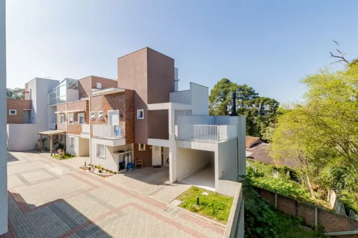 Sobrado em condominio para Venda ou Locação - Campo Comprido - Curitiba/PR