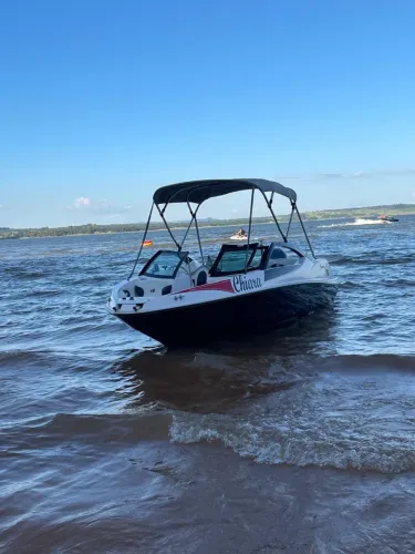 Lancha Focker i9 2015 - Yamaha 115HP 82h