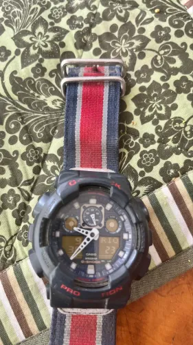 Relógio casio masculino GA-100 serie G-Shock pulseira de nylon 