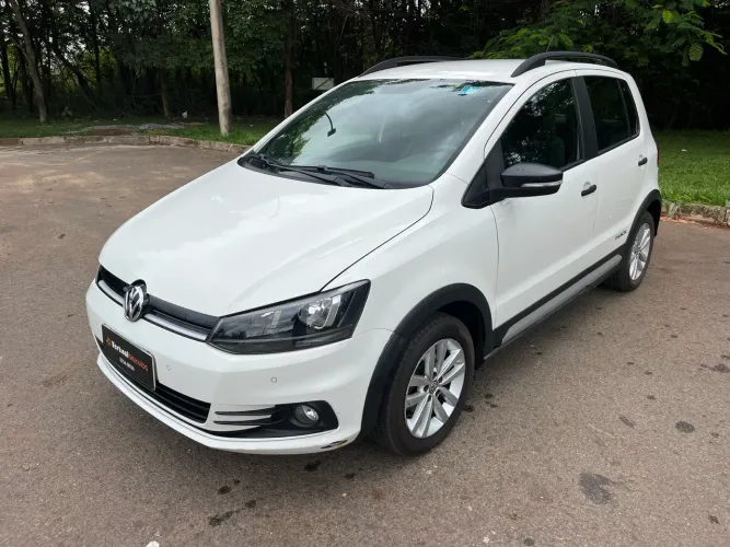Volkswagen Fox Track 1.0 Flex 12V 5P 2016