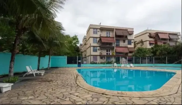 Vendo apartamento 2 quartos condomínio Jardim Iaraquã 