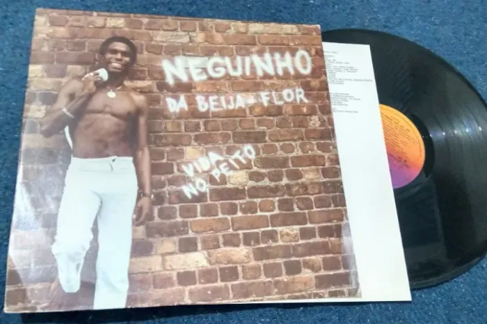 Neguinho da Beija-Flor Lps
