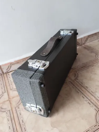 Case para instrumento musical