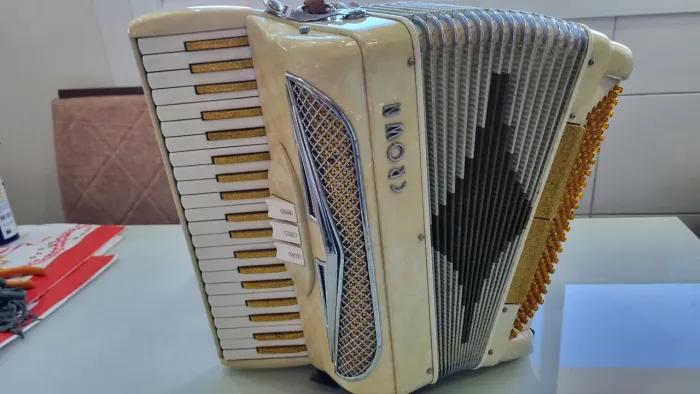 Acordeon crow 120 italiana 