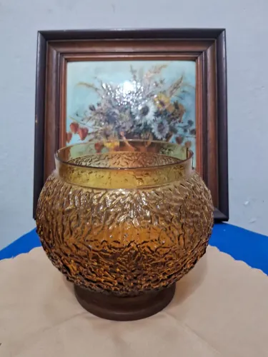 Vaso Antigo em Vidro Âmbar Texturizado - Vintage Anos 60/70