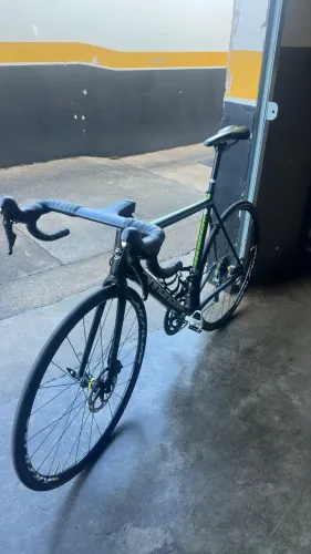 Bicicleta Cannondale supersix Disc Shimano ultegra tamanho 54
