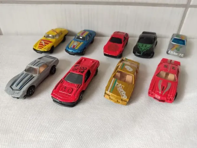 Kit 9 Carrinhos Miniatura 1:64 Promocional Japão (cod N) (Usado)